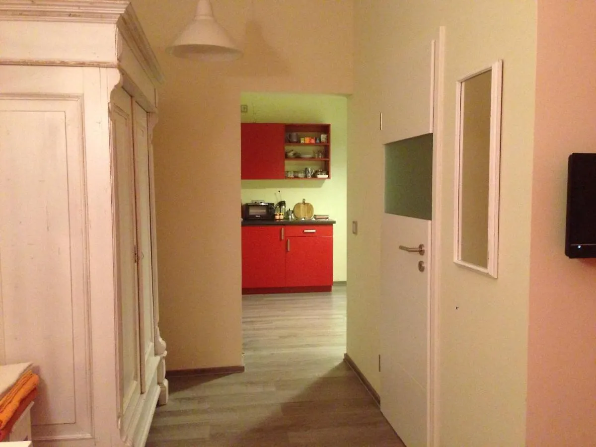 die Senfbude - wunderschöne 2-Raum-Apartments mit Stellplatz, ruhig und elegant! Leipzig Apartment